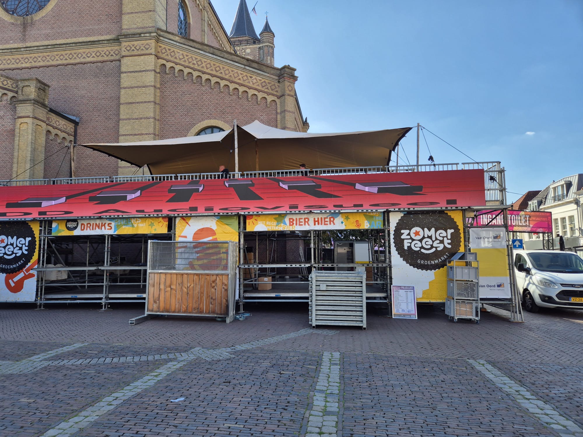 Stretchtent op event tentverhuurmakelaar 